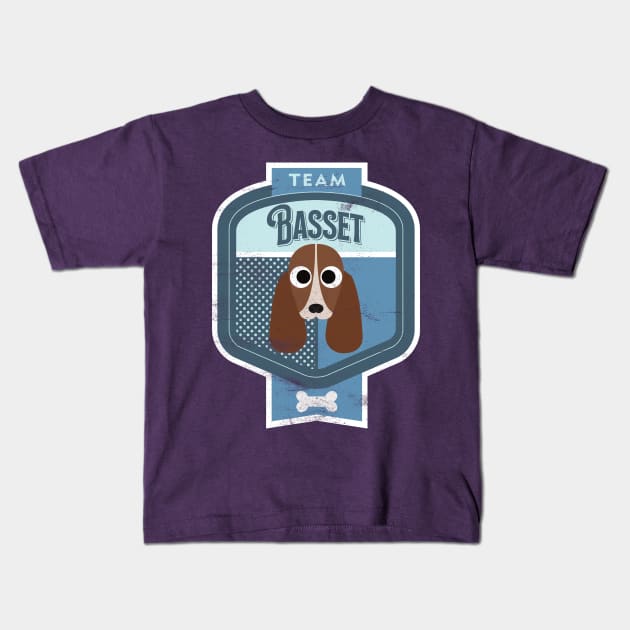 Team Basset - Distressed Basset Hound Beer Label Design Kids T-Shirt by DoggyStyles